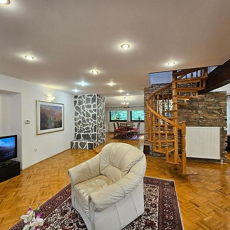 Apartment Nina With Private Terrace Tour As Ljubljana Buitenkant foto